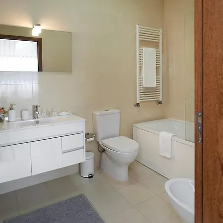Downtown By Luxistay Apartament Guimarães