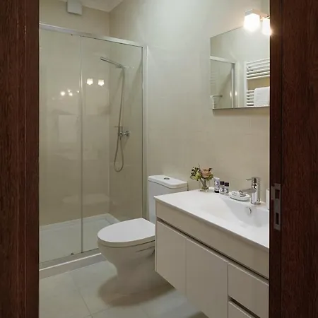 Downtown By Luxistay Apartament Guimarães