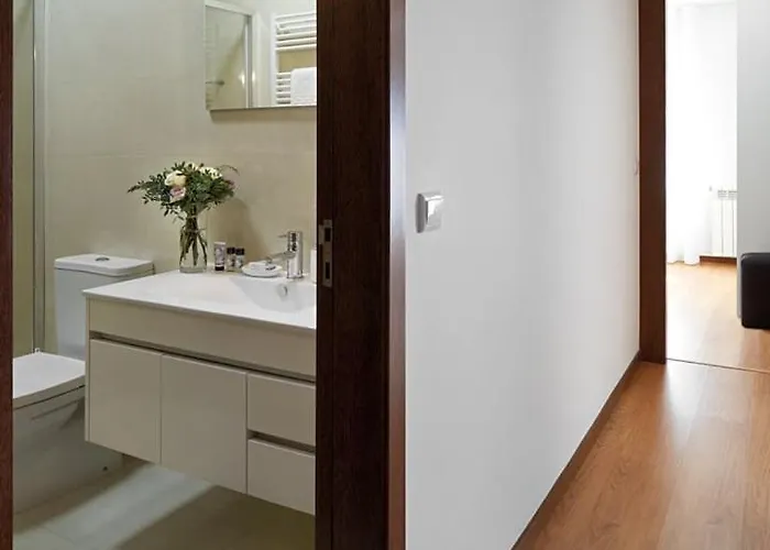 Downtown By Luxistay Апартаменты