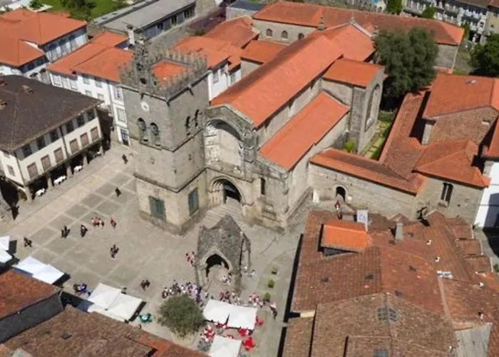 Downtown By Luxistay Апартаменты *